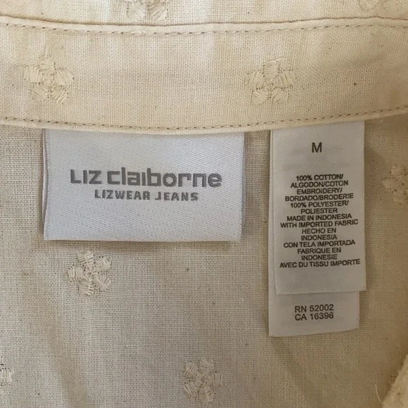 Liz Claiborne Cream Button Summer Short Sleeve Top - Picture 6 of 6